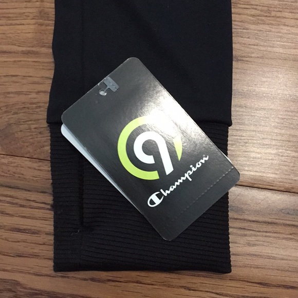 Champion Sweater - Picture 2 of 3